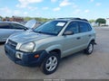 Photo 2 of 11 — 2006 Hyundai Tucson