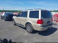 Photo 3 of 11 — 2004 Lincoln Navigator