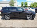 Photo 14 of 17 — 2021 Toyota Highlander