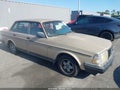 Photo 1 of 11 — 1992 Volvo 240