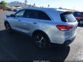 Photo 3 of 16 — 2016 Kia Sorento