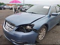 Photo 6 of 16 — 2011 Chrysler 200