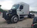 2018 Freightliner Cascadia 125 — photo 2 of 18 | VIN 3AKJGLDR8JSJK6632