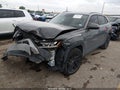 2022 Volkswagen Atlas Cross Sport — photo 2 of 17 | VIN 1V2JE2CA5NC222043