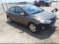 2014 Kia Forte — photo 1 of 12 | VIN KNAFK4A67E5064994