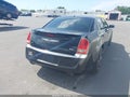 Photo 4 of 17 — 2014 Chrysler 300