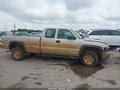 Photo 14 of 17 — 2005 GMC Sierra