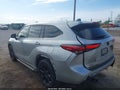 Photo 3 of 16 — 2022 Toyota Highlander