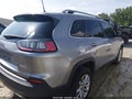Photo 4 of 17 — 2019 Jeep Cherokee