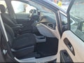 Photo 4 of 16 — 2022 Chrysler Voyager