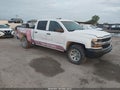 2018 Chevrolet Silverado 1500 — photo 1 of 16 | VIN 3GCPCNEC9JG369829