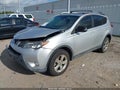 2015 Toyota RAV4 — photo 2 of 16 | VIN JTMWFREVXFD052545