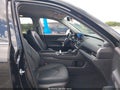 2025 Toyota Highlander — photo 5 of 19 | VIN 5TDAAAB55SS077561