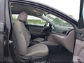 Photo 5 of 17 — 2017 Hyundai Elantra