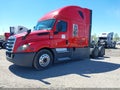 Photo 2 of 24 — 2019 Freightliner New Cascadia 126