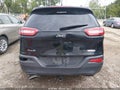 Photo 16 of 18 — 2018 Jeep Cherokee