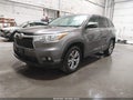 Photo 2 of 17 — 2015 Toyota Highlander