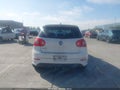 Photo 16 of 16 — 2008 Volkswagen R32