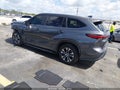 Photo 3 of 17 — 2023 Toyota Highlander