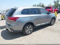 Photo 4 of 16 — 2019 Mitsubishi Outlander