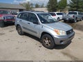 Photo 1 of 11 — 2004 Toyota RAV4