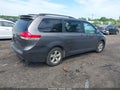 Photo 4 of 16 — 2013 Toyota Sienna