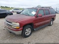 Photo 2 of 14 — 2002 Chevrolet Suburban 1500