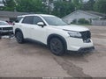 Photo 1 of 18 — 2022 Nissan Pathfinder
