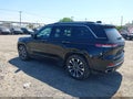 Photo 3 of 17 — 2023 Jeep Grand Cherokee