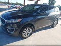 Photo 2 of 16 — 2017 Kia Sorento