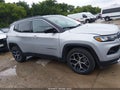 Photo 13 of 16 — 2024 Jeep Compass