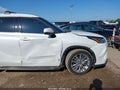Photo 6 of 17 — 2023 Toyota Highlander Hybrid