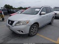 Photo 2 of 16 — 2016 Nissan Pathfinder