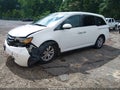 Photo 2 of 16 — 2014 Honda Odyssey