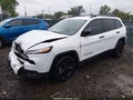 Photo 2 of 16 — 2018 Jeep Cherokee
