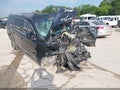 2018 GMC Yukon XL — photo 1 of 15 | VIN 1GKS2HKJ1JR326107