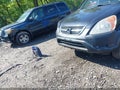 Photo 6 of 11 — 2002 Honda CR-V