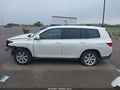 Photo 14 of 20 — 2011 Toyota Highlander