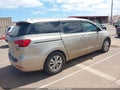 Photo 4 of 12 — 2016 Kia Sedona