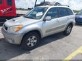 Photo 2 of 11 — 2005 Toyota RAV4