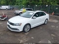 Photo 2 of 16 — 2016 Volkswagen Jetta
