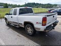 2002 Chevrolet Silverado 1500 — photo 3 of 18 | VIN 1GCEK19T72E199069