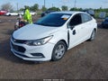 Photo 2 of 16 — 2016 Chevrolet Cruze