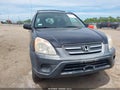 Photo 12 of 16 — 2005 Honda CR-V