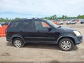 Photo 13 of 16 — 2005 Honda CR-V