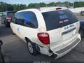 Photo 3 of 11 — 2003 Chrysler Town & Country