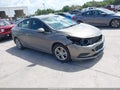 Photo 1 of 17 — 2018 Chevrolet Cruze