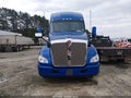 2020 Kenworth T680 — photo 14 of 20 | VIN 1XKYD49X8LJ392453