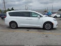 Photo 13 of 17 — 2021 Chrysler Pacifica