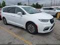 Photo 1 of 17 — 2021 Chrysler Pacifica